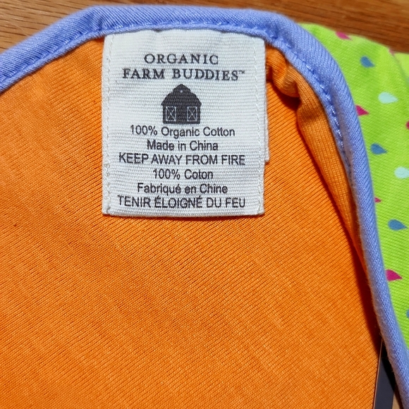 Organic Farm Buddies Bandana Bib - Picture 3 of 7
